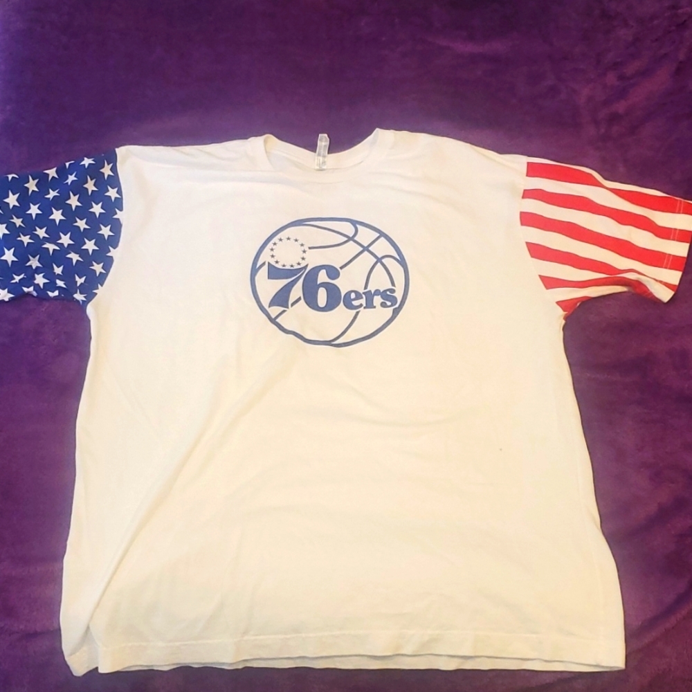 Philidelphia 76ers T Shirt